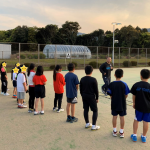 テニススクールでの体の使い方指導