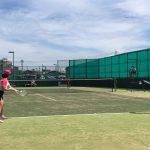 軟式テニススクールでのトレーナーとしてのサポート